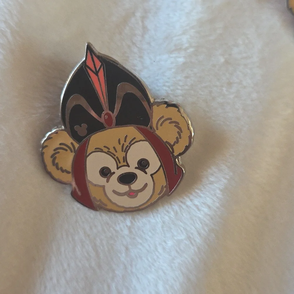 Disney Duffy Bear Character Pin Set - Peter Pan, Jafar, Aladdin, Pincchio